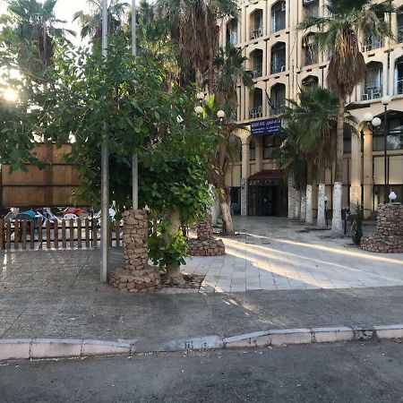 Aqaba Qazar Hotel ภายนอก รูปภาพ