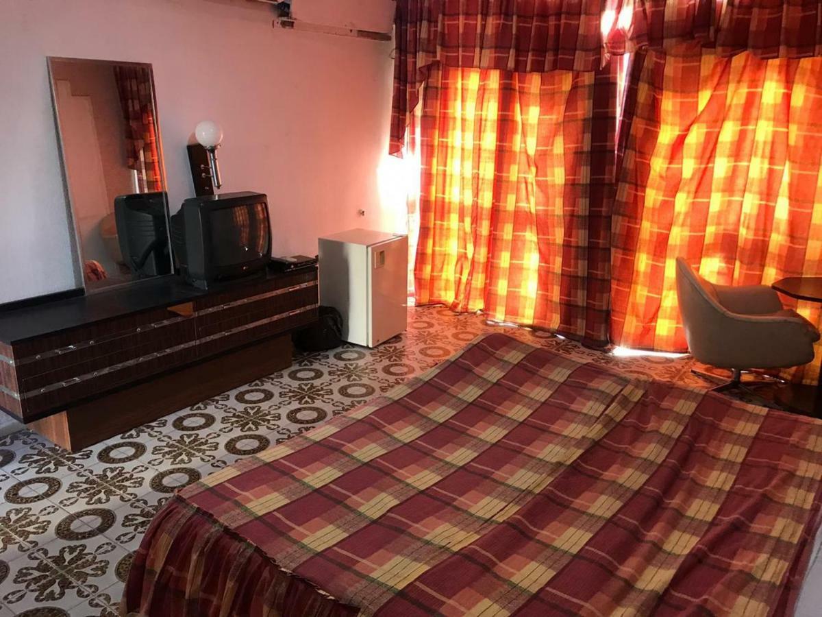 Aqaba Qazar Hotel ภายนอก รูปภาพ