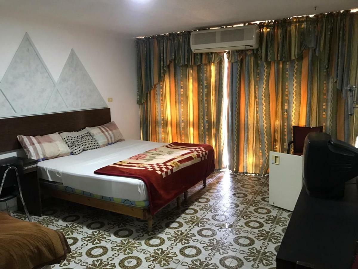Aqaba Qazar Hotel ภายนอก รูปภาพ